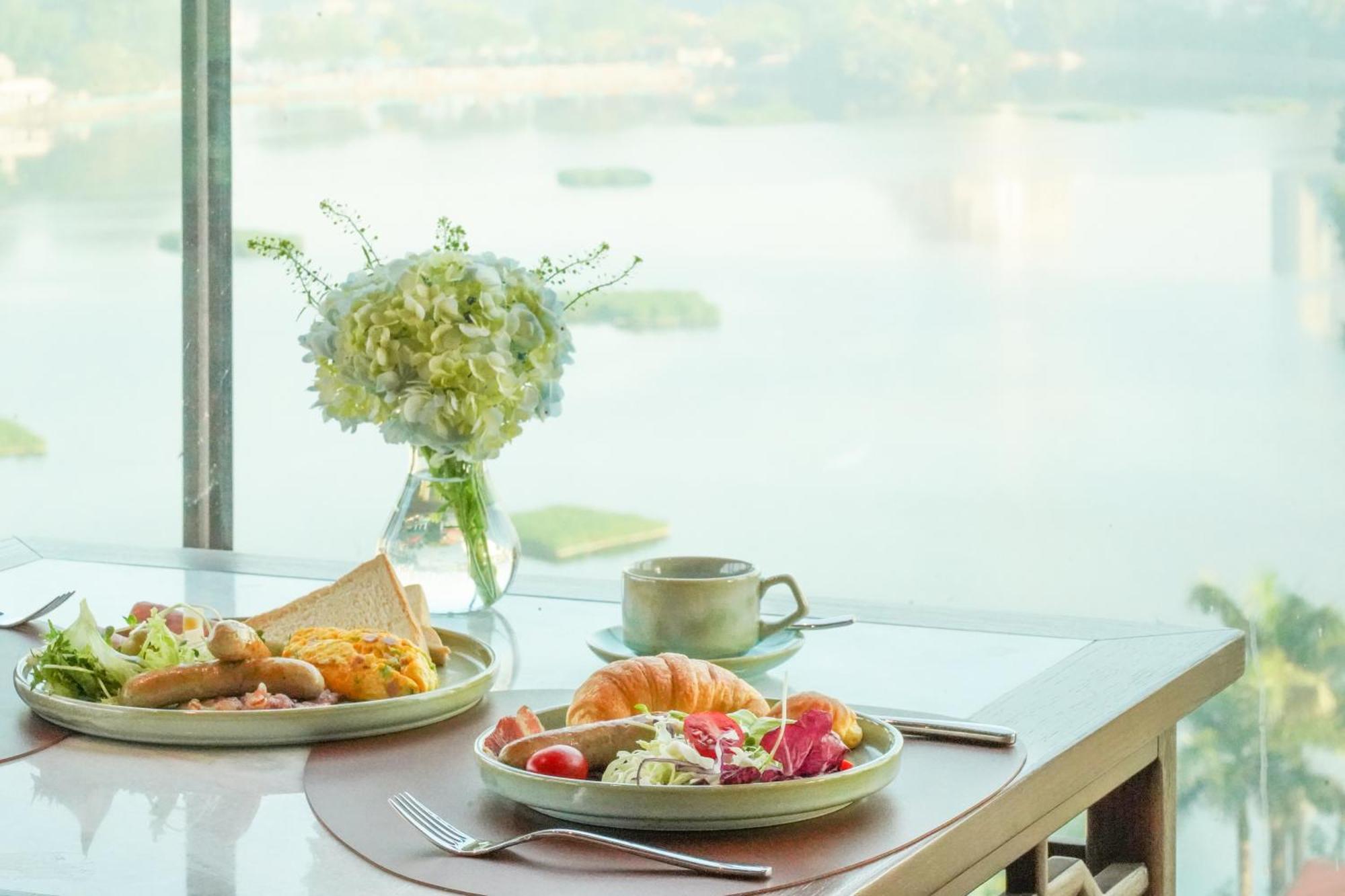 The Five Suites Lilas Ханой Екстериор снимка
