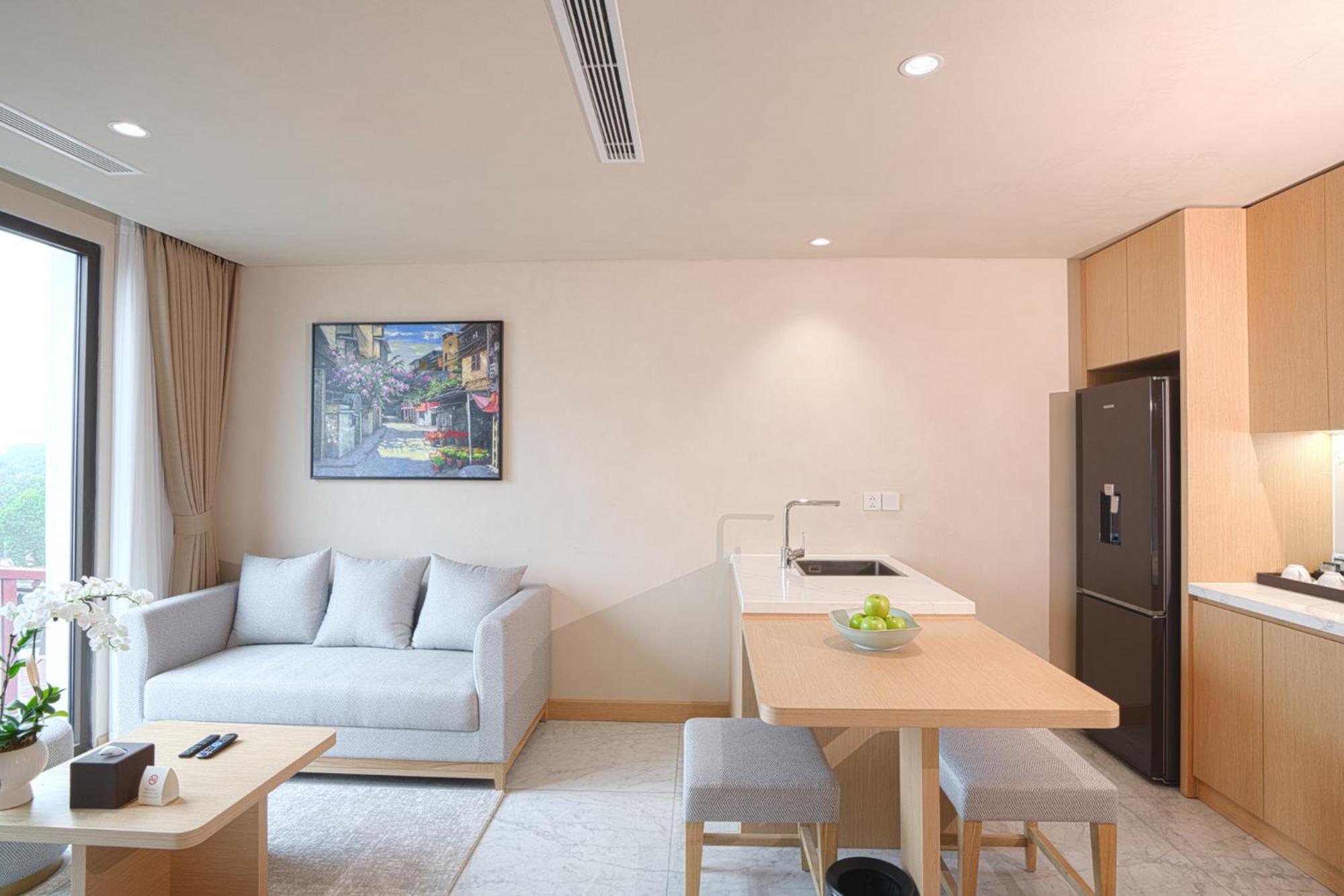 The Five Suites Lilas Ханой Екстериор снимка